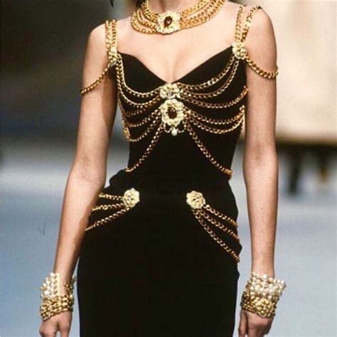 versace dress code